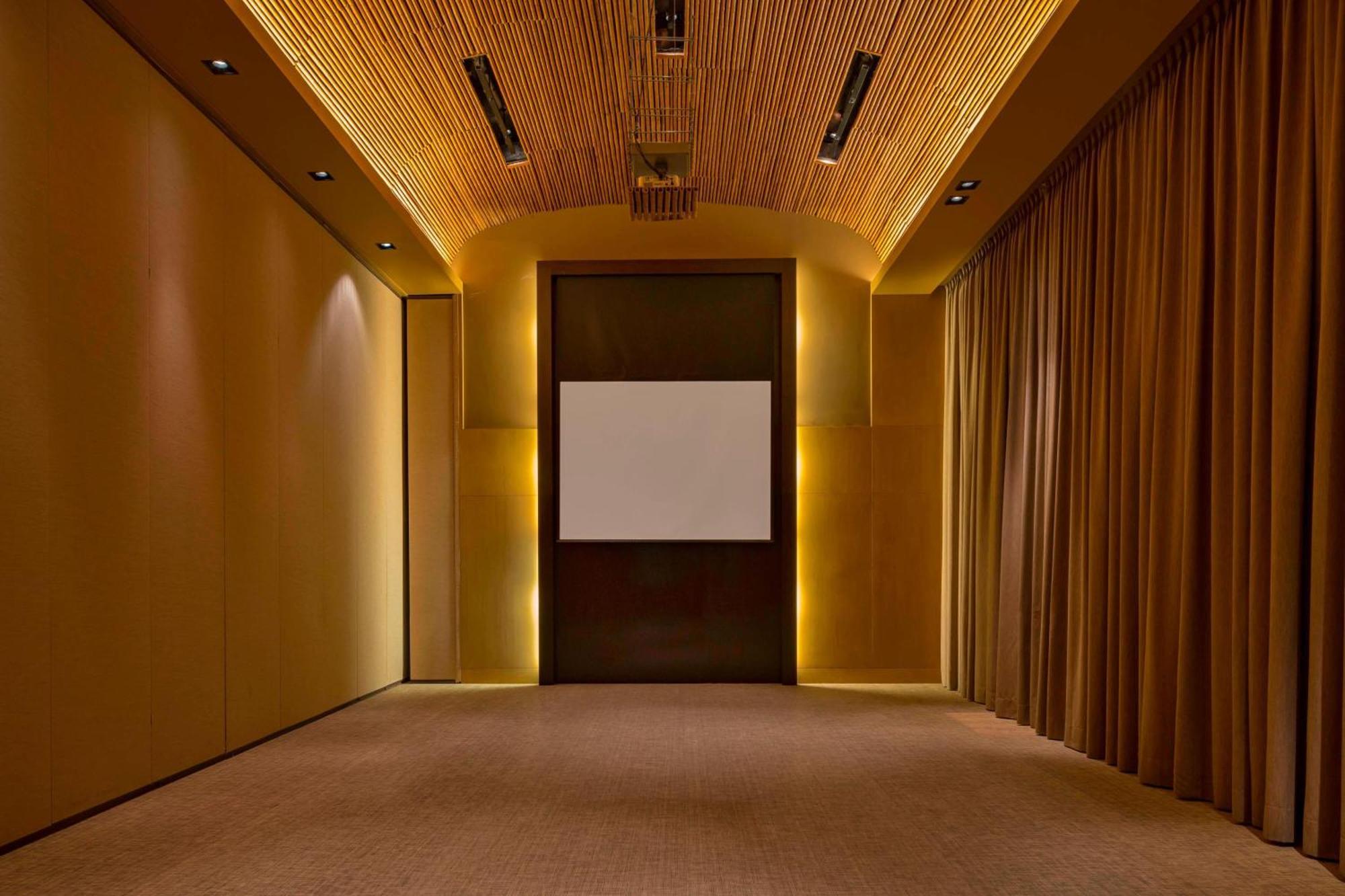 Hotel Paracas, A Luxury Collection Resort, Paracas Eksteriør bilde The interior of the 100-seat screening room