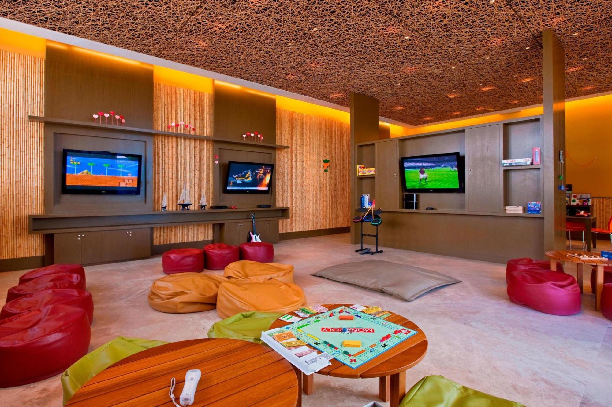 Hotel Paracas, A Luxury Collection Resort, Paracas Eksteriør bilde The game room at the club