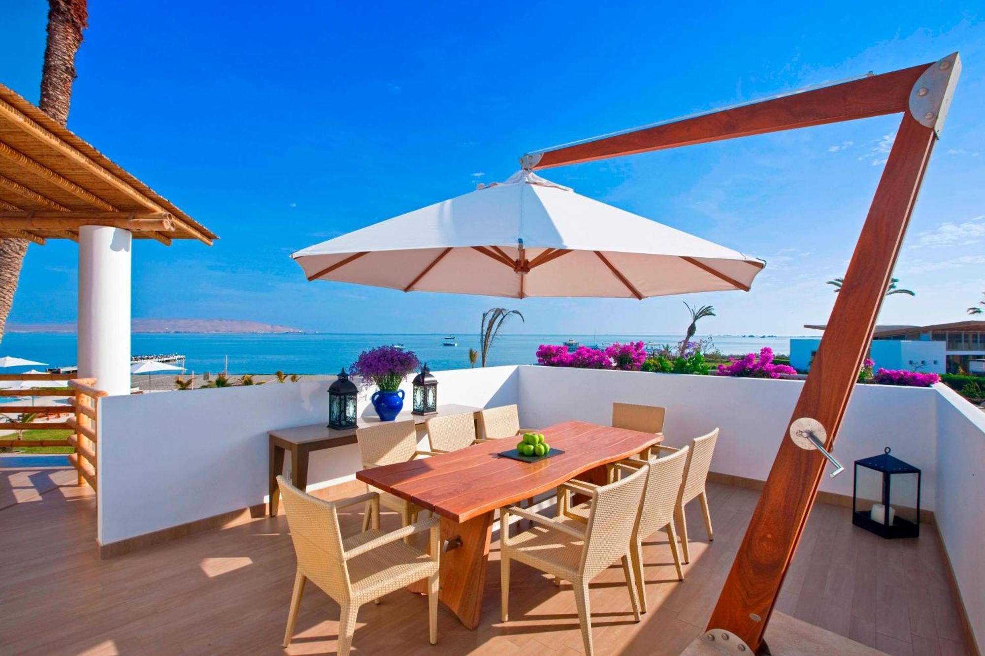 Hotel Paracas, A Luxury Collection Resort, Paracas Eksteriør bilde A patio umbrella